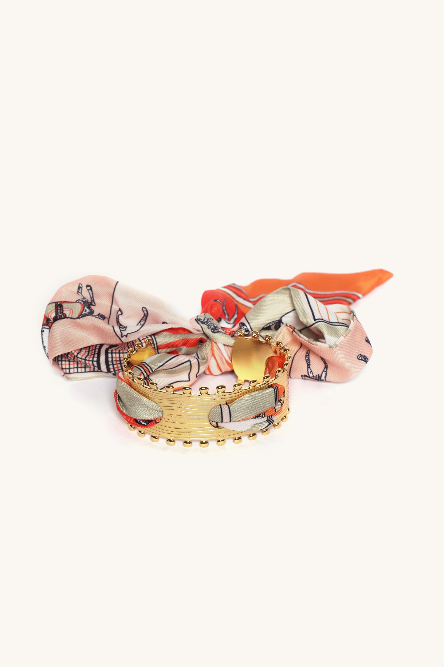 Wired Right Anti-Tarnish Bracelet