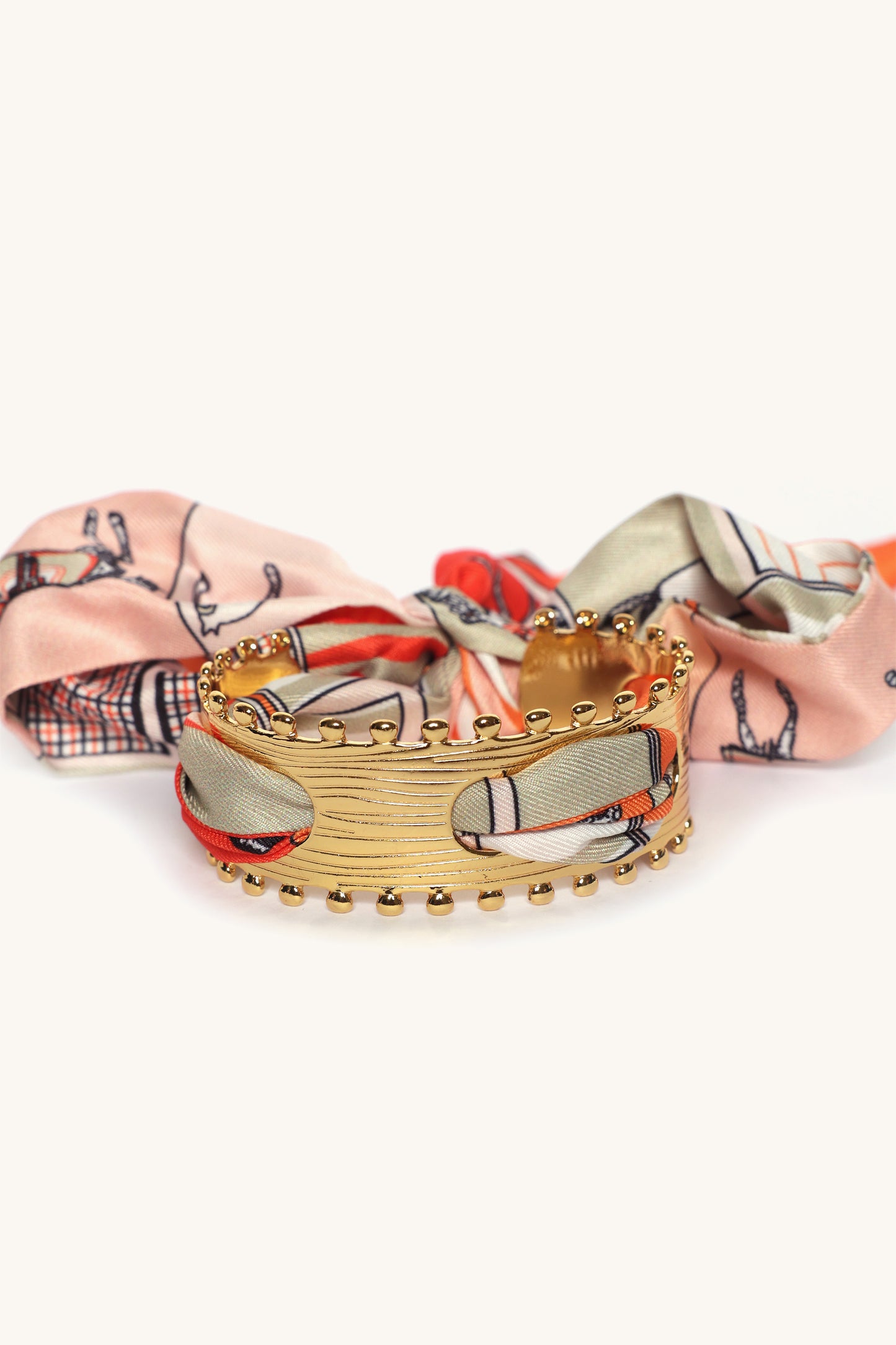 Wired Right Anti-Tarnish Bracelet