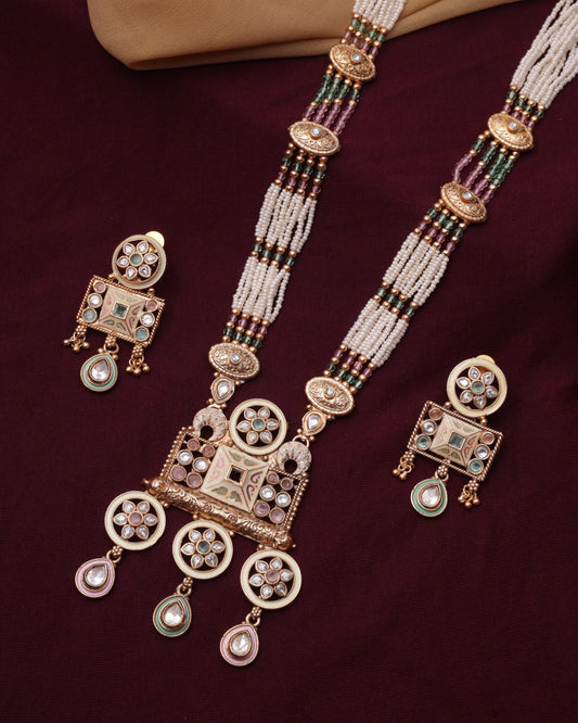 Radiant Flower Necklace Set